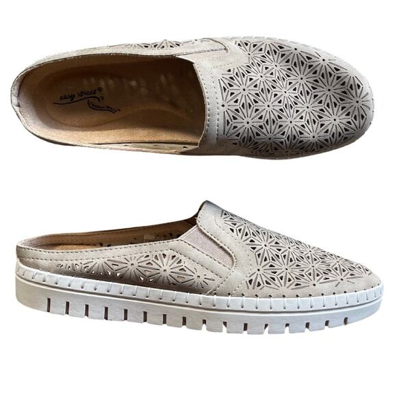 Easy Street tan cutout comfy slip on flat slides mules sneakers. Size 6.5 - Picture 1 of 5